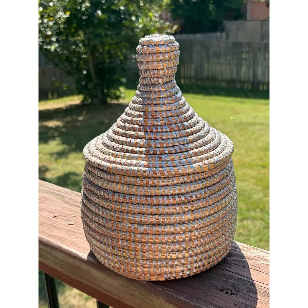 Vintage Style African Style Coiled Woven Basket w/ Lid Boho Decor Storage 10.5